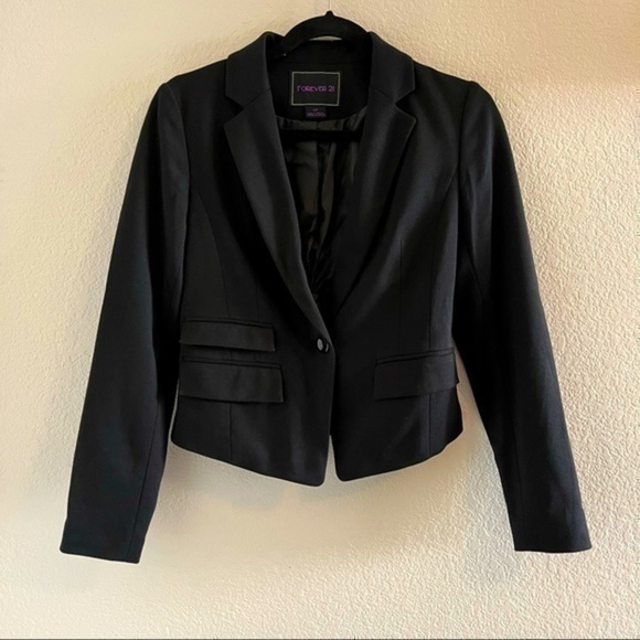 Forever 21 Jackets & Blazers - COPY - Forever 21 black blazer